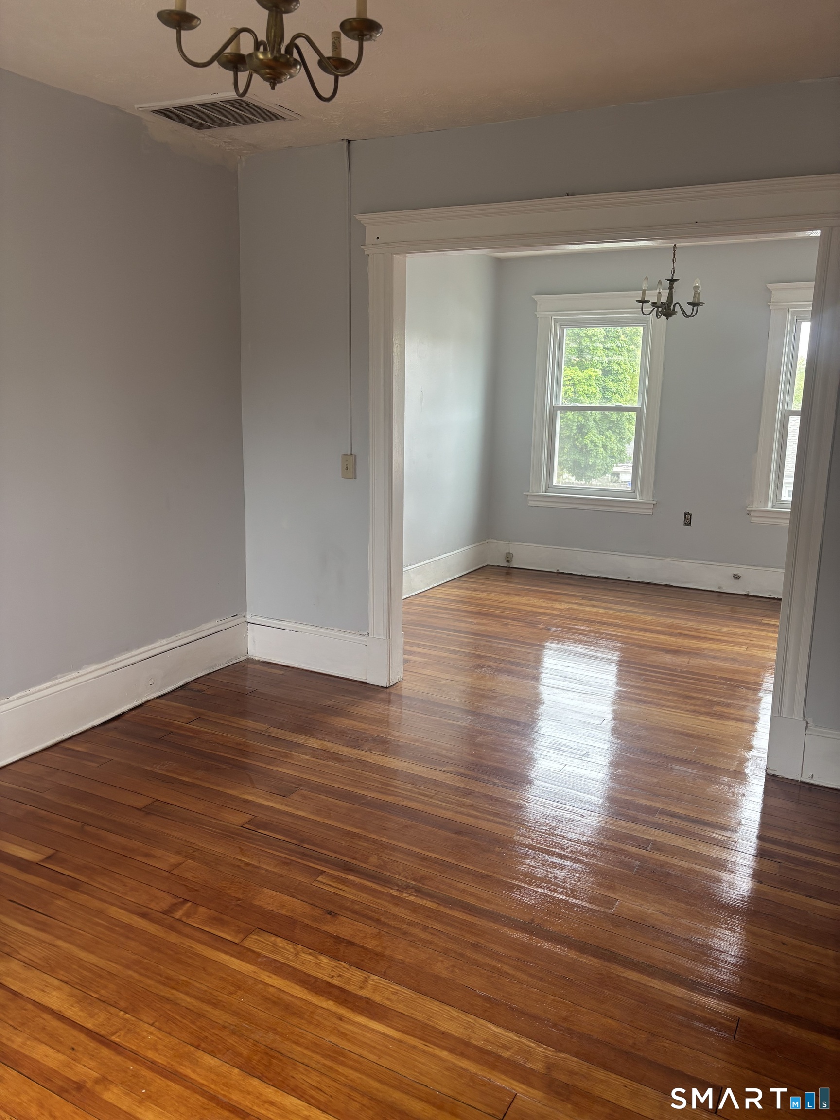 19-21 Moore Avenue