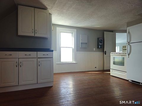 Tiny photo for 21 Sigourney Street #3, Bristol, CT 06010 (MLS # 24155572)