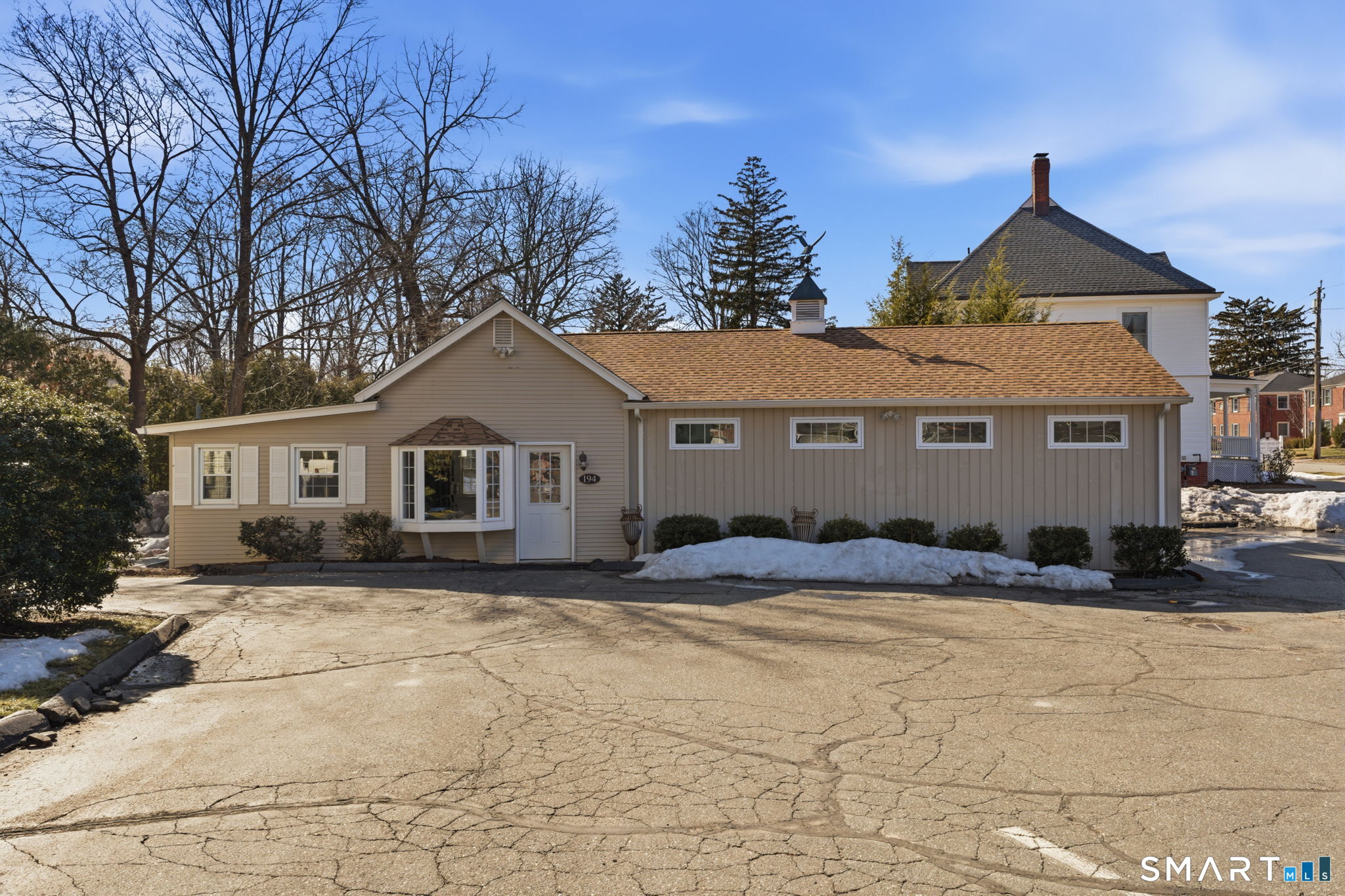 194 New London Turnpike