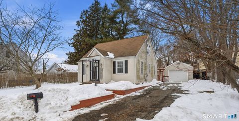 Homes For Sale - 497 Parker Avenue<br/> Meriden, CT 06450