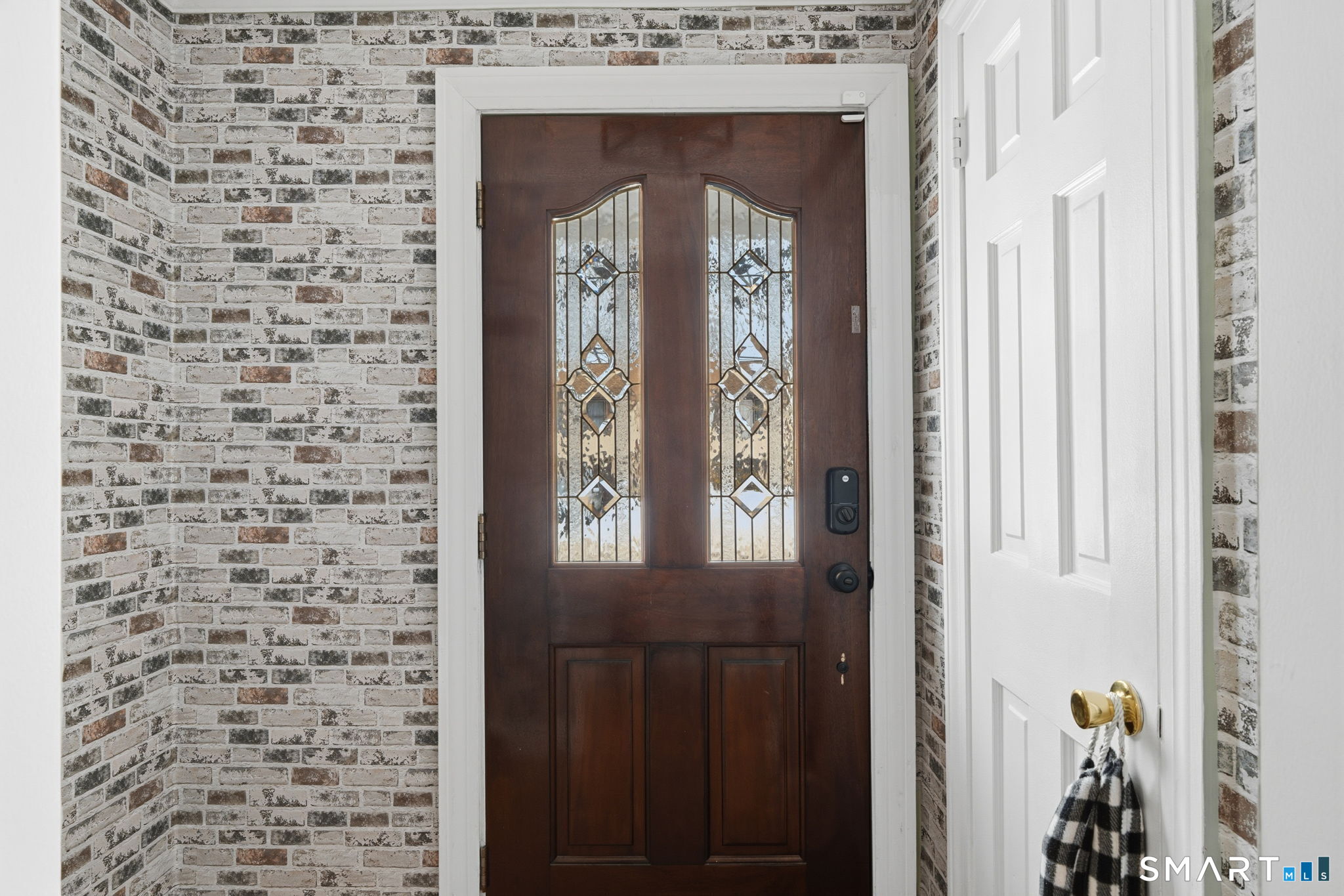 497 Parker Avenue South