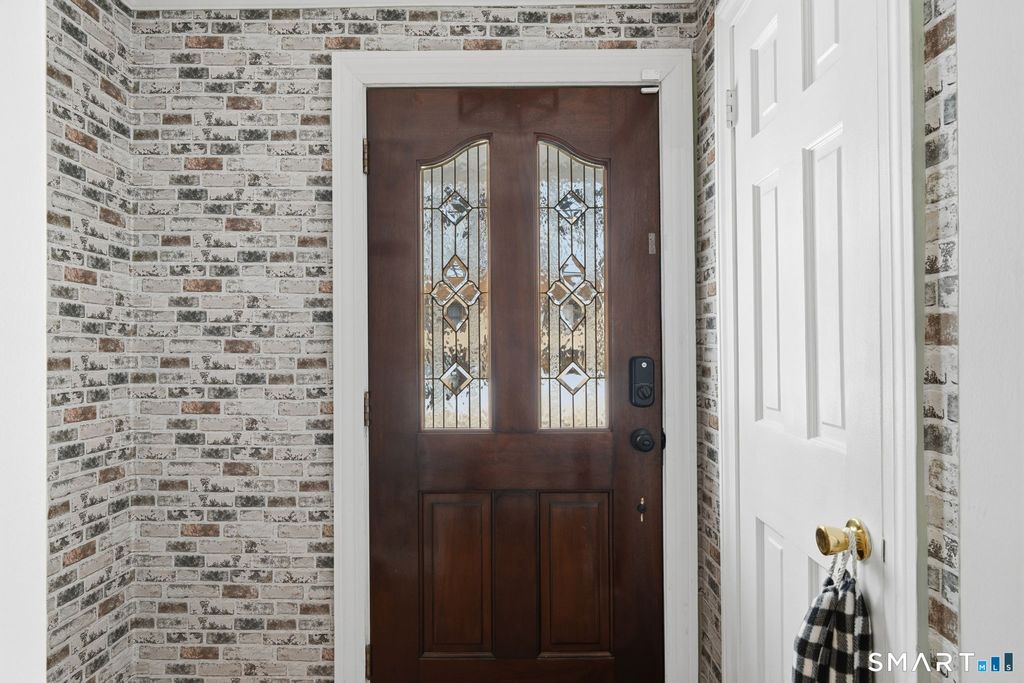 Photo of 497 Parker Avenue S, Meriden, CT 06450 (MLS # 24153475)