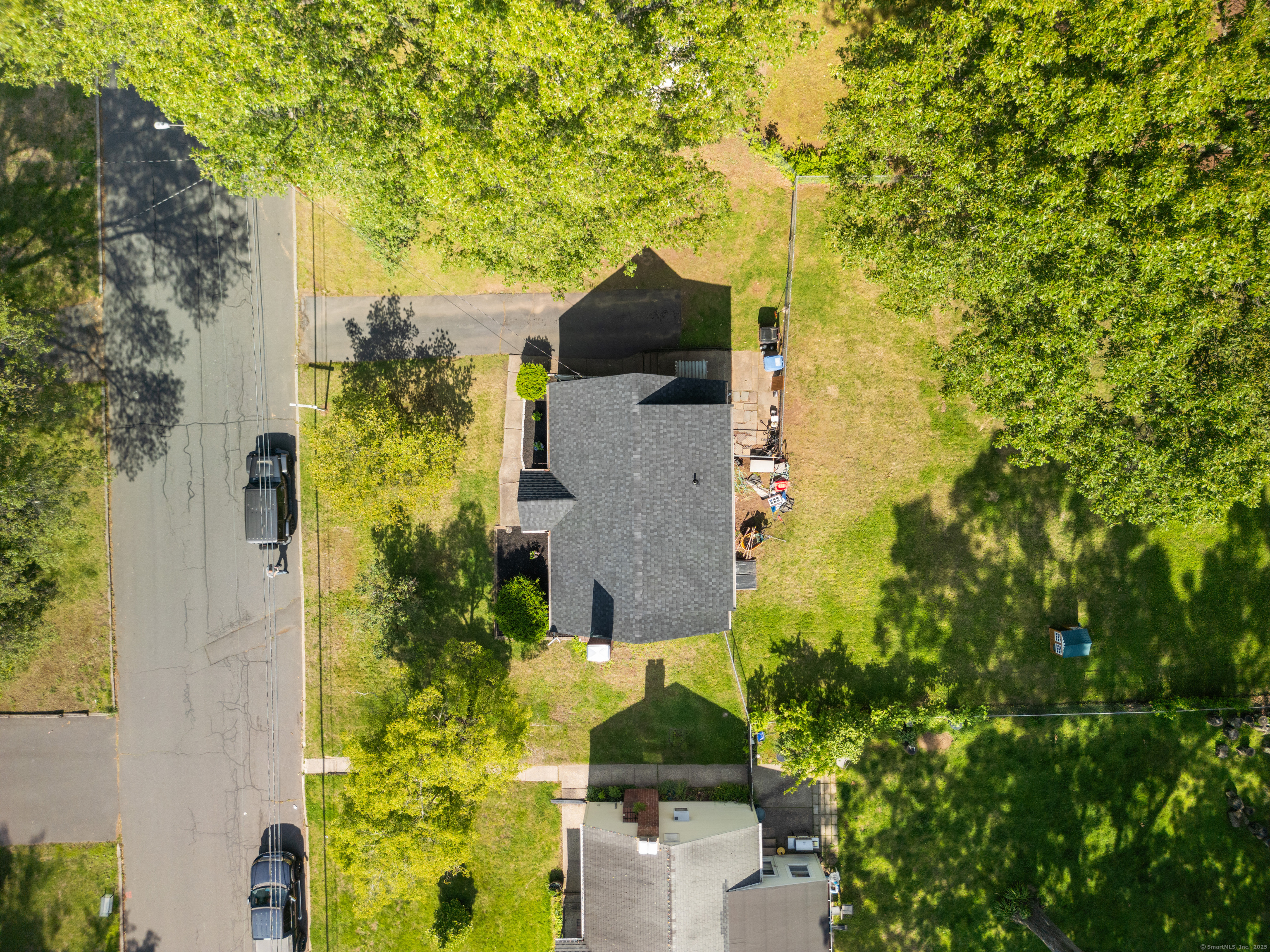 322 Hillhurst Avenue