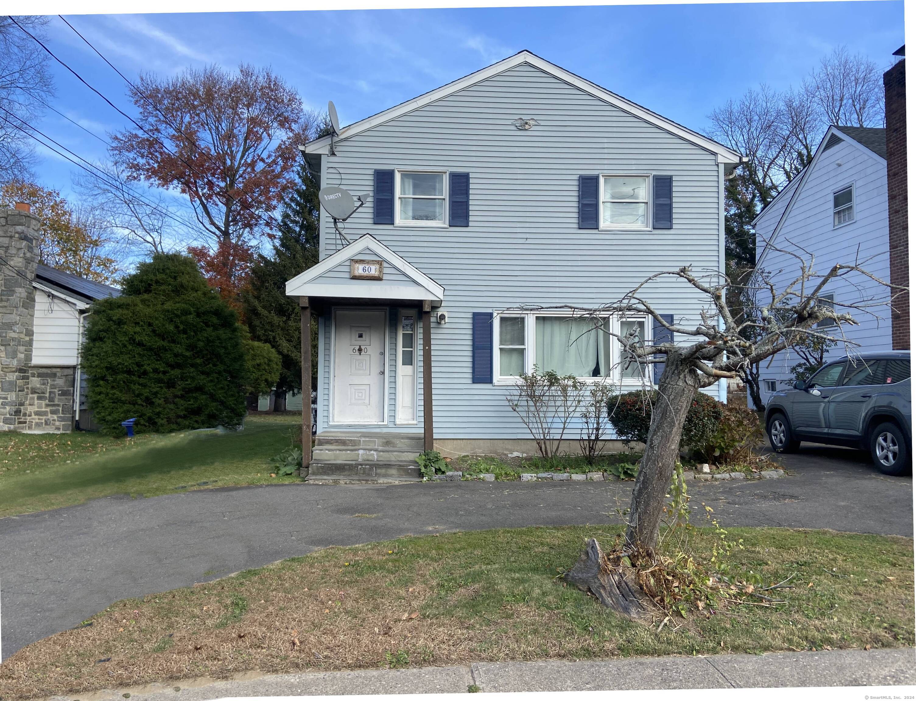 Cumberland Drive, Bridgeport, Connecticut - 5 Bedrooms  
3 Bathrooms  
8 Rooms - 