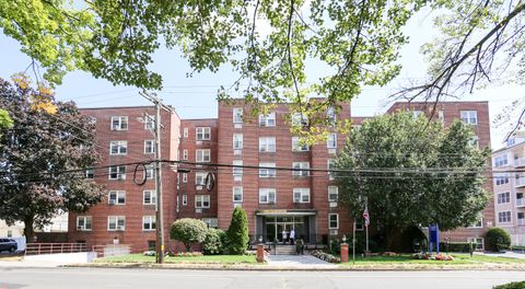 Tiny photo for 39 Glenbrook Road #APT 2A, Stamford, CT 06902 (MLS # 24152853)
