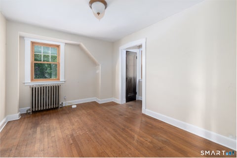 Tiny photo for 127 Roger Road, New Haven, CT 06515 (MLS # 24215563)