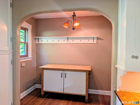 Tiny photo for 127 Roger Road, New Haven, CT 06515 (MLS # 24215563)