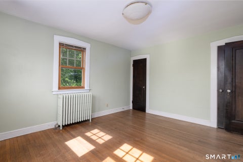 Tiny photo for 127 Roger Road, New Haven, CT 06515 (MLS # 24215563)