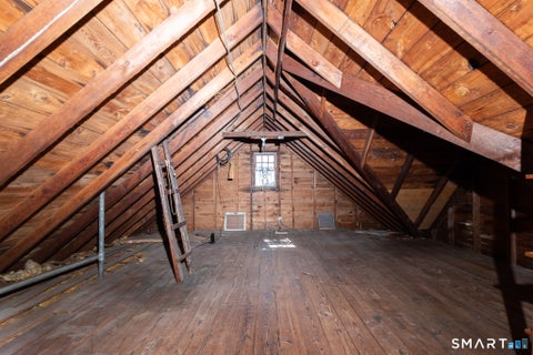 Tiny photo for 127 Roger Road, New Haven, CT 06515 (MLS # 24215563)