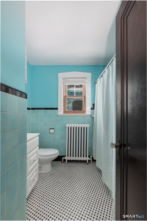 Tiny photo for 127 Roger Road, New Haven, CT 06515 (MLS # 24215563)