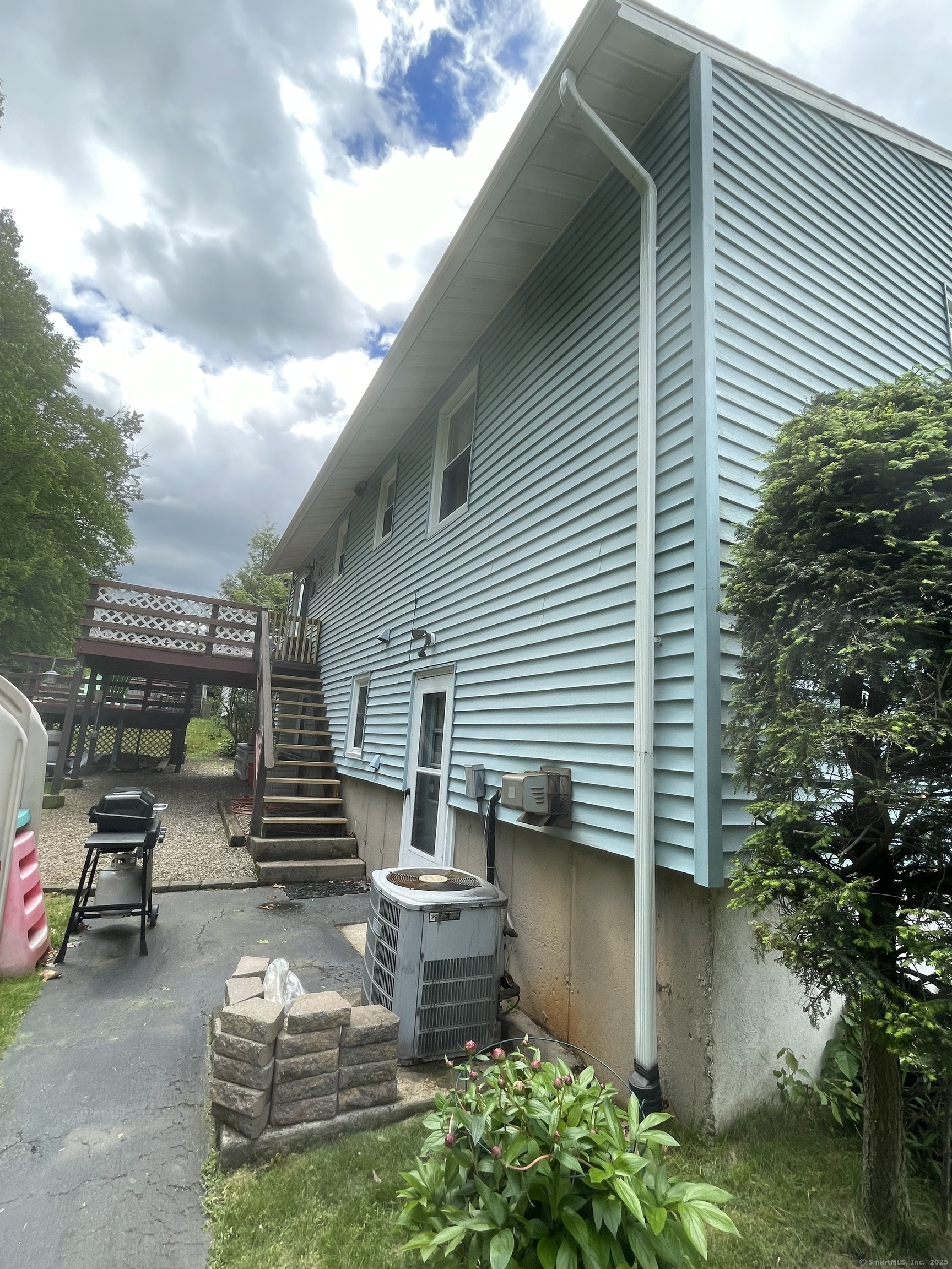 322 Beth Lane, Waterbury, Connecticut image 5