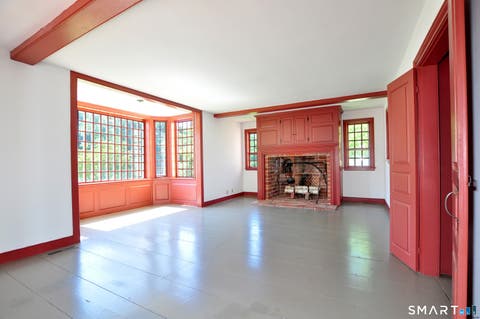 Tiny photo for 712 Spring Street, Manchester, CT 06040 (MLS # 24197900)