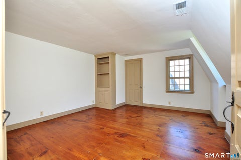 Tiny photo for 712 Spring Street, Manchester, CT 06040 (MLS # 24197900)