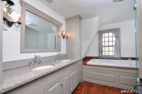 Tiny photo for 712 Spring Street, Manchester, CT 06040 (MLS # 24197900)