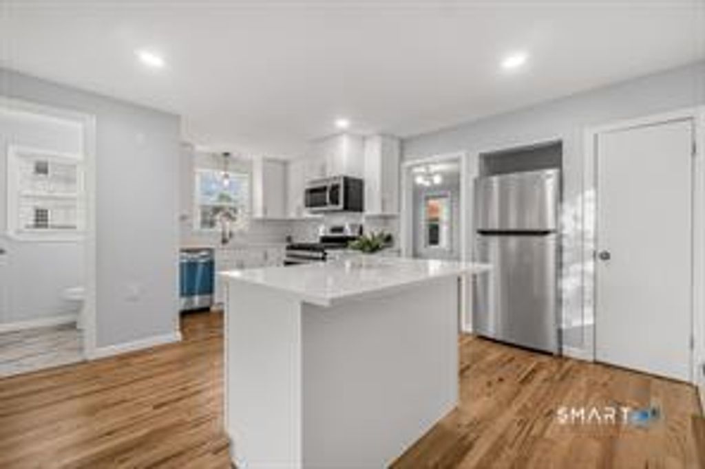 Photo of 634 Newhall Street, Hamden, CT 06517 (MLS # 24171063)