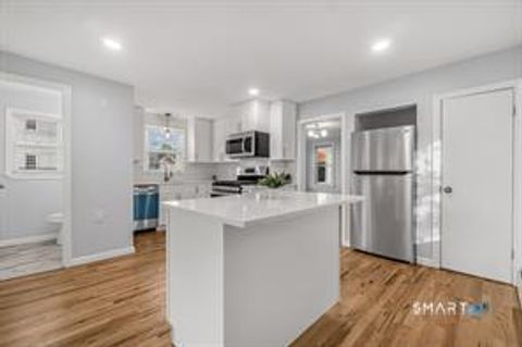 Photo of 634 Newhall Street, Hamden, CT 06517 (MLS # 24171063)