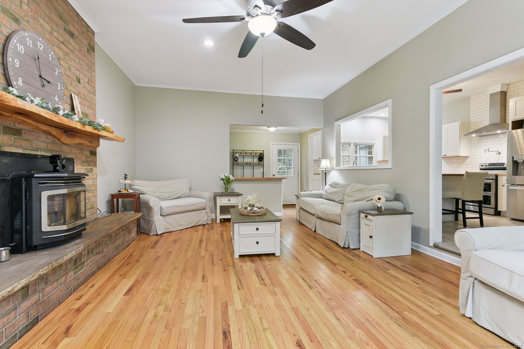 153 Meeting House Road