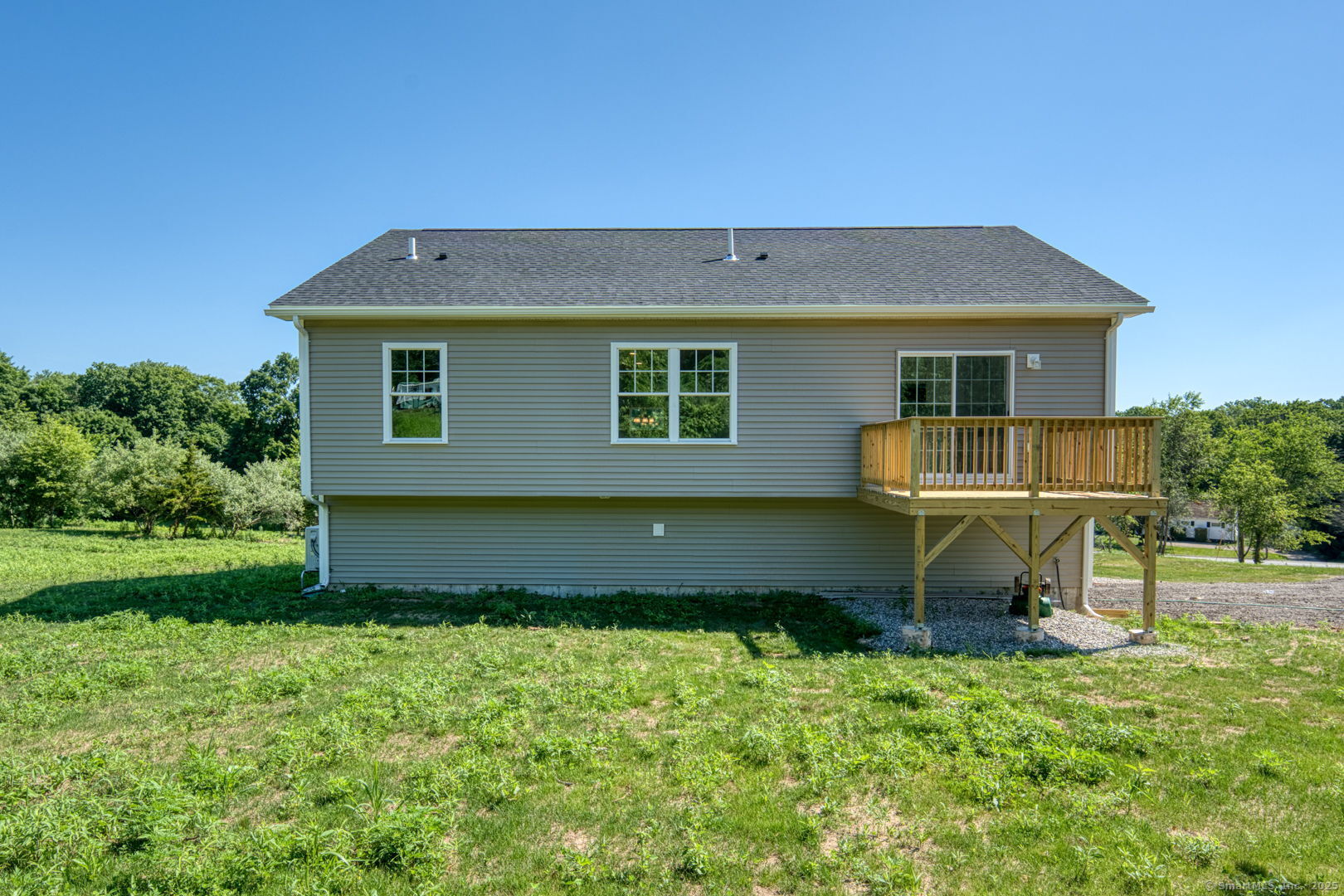 121 Highland View Drive