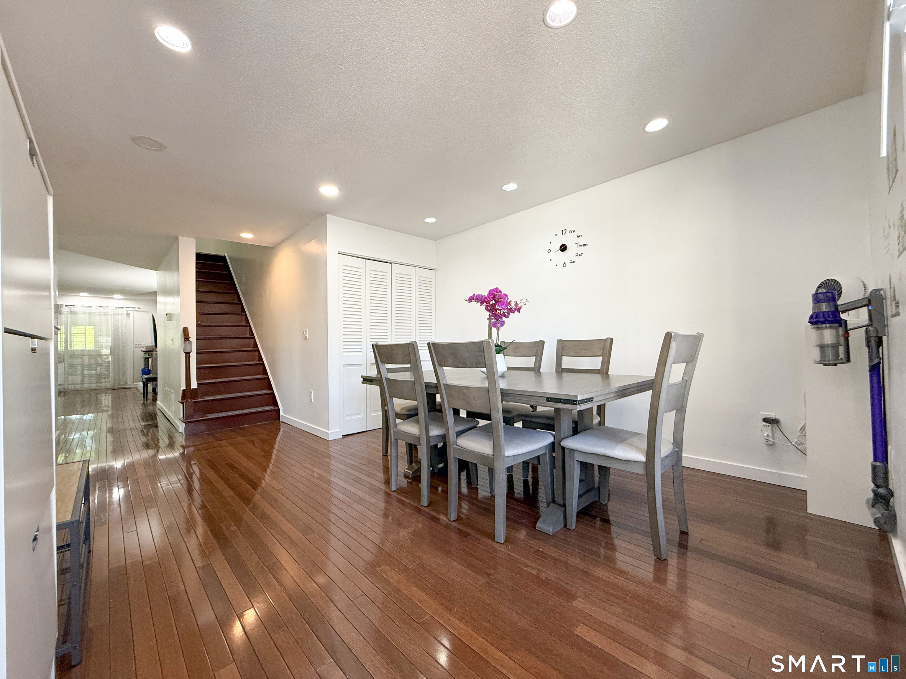 1679 Litchfield Turnpike