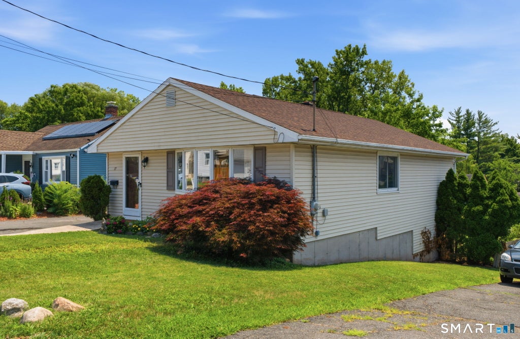 Photo of 17 Rutherford Street, New Britain, CT 06051 (MLS # 24192054)