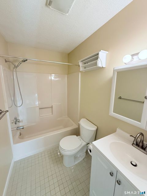 Tiny photo for 365 Mather Street #APT 92, Hamden, CT 06514 (MLS # 24152421)