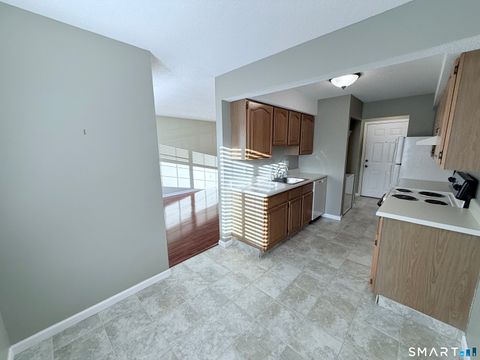 Tiny photo for 365 Mather Street #APT 92, Hamden, CT 06514 (MLS # 24152421)