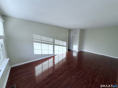 Tiny photo for 365 Mather Street #APT 92, Hamden, CT 06514 (MLS # 24152421)