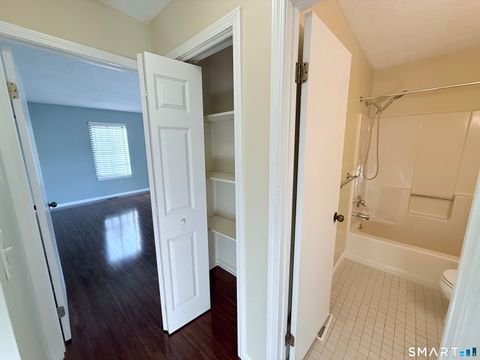 Tiny photo for 365 Mather Street #APT 92, Hamden, CT 06514 (MLS # 24152421)