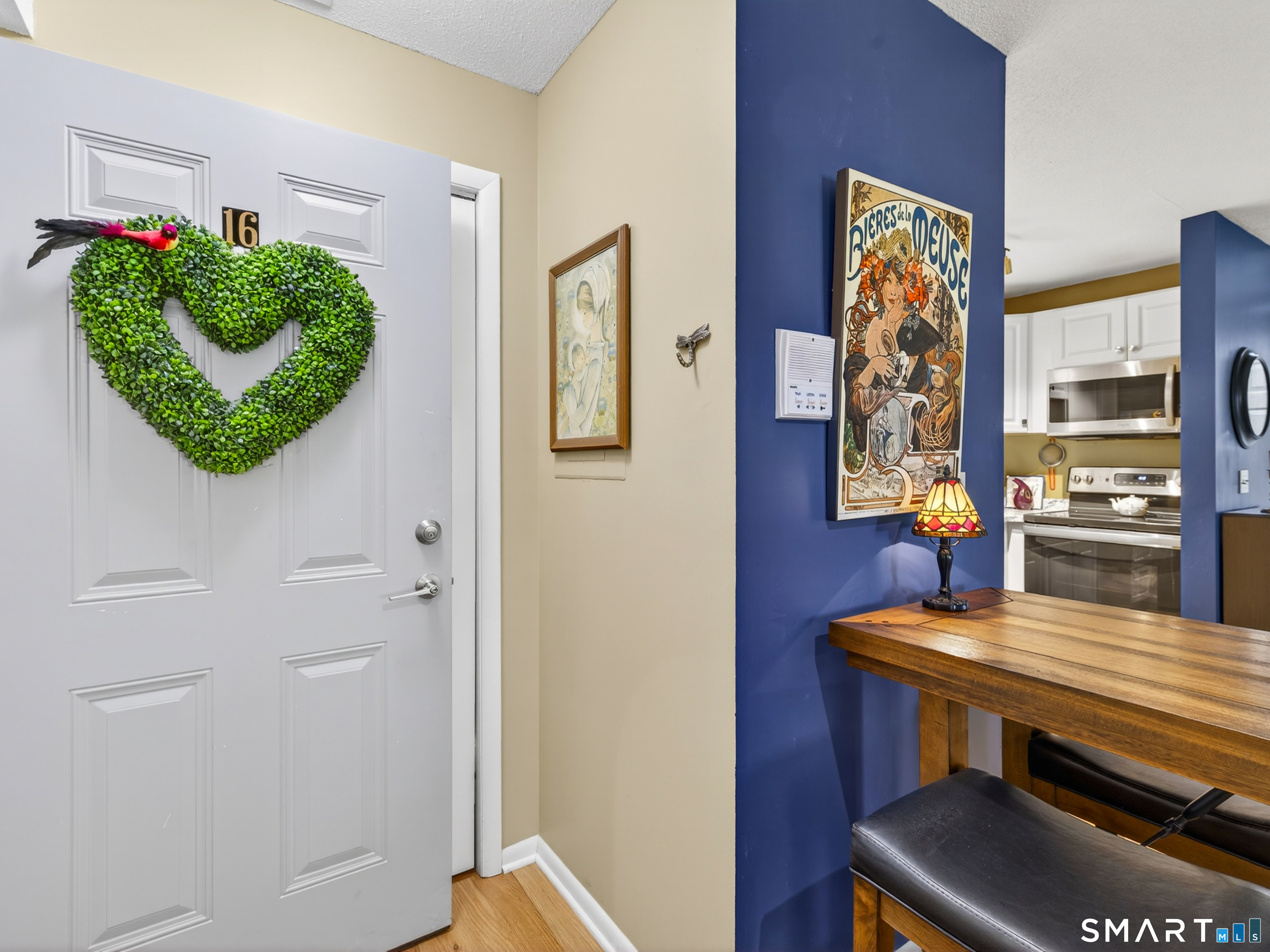 82 Longview Street 16