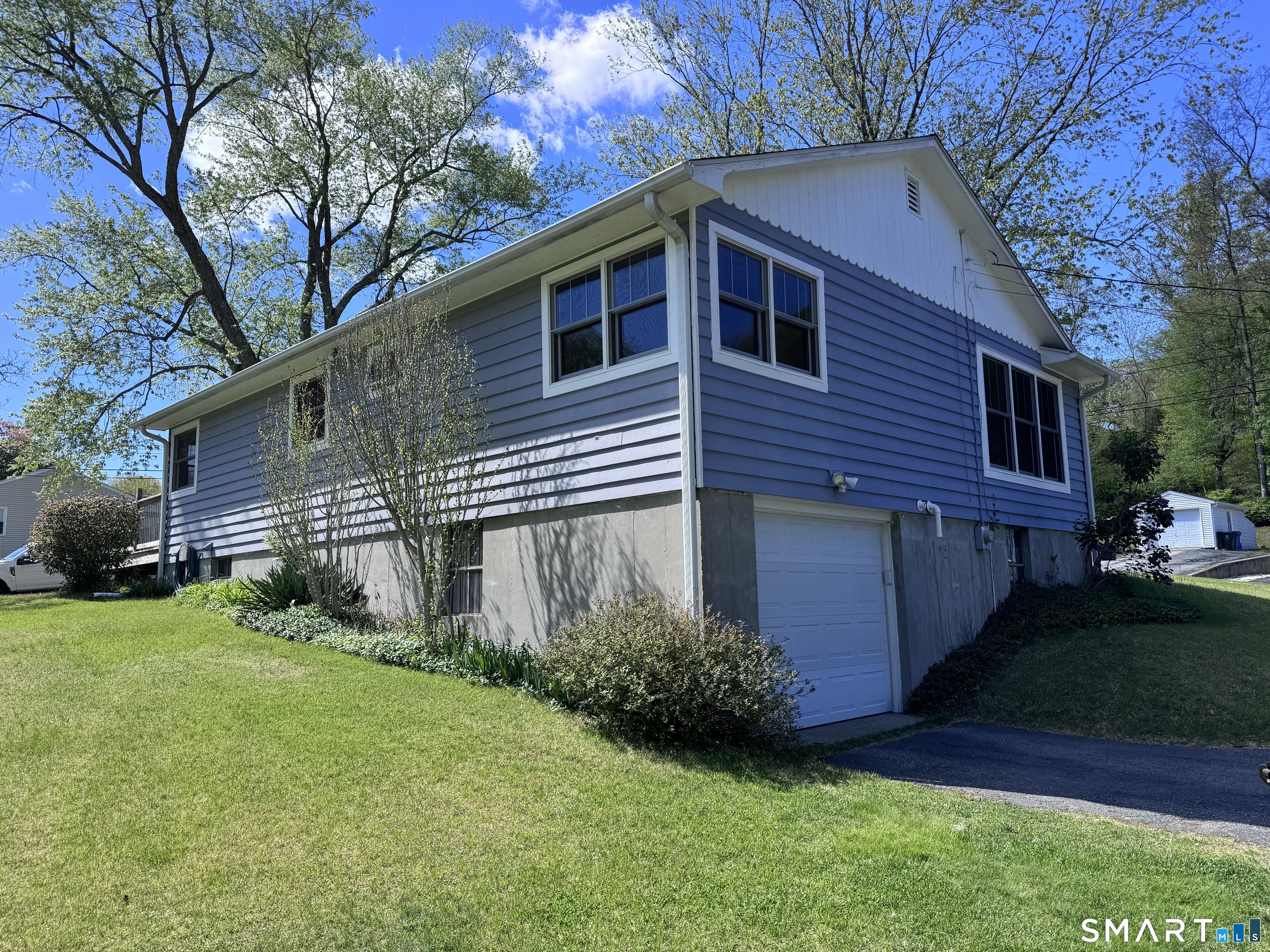 13 Trading Cove Drive