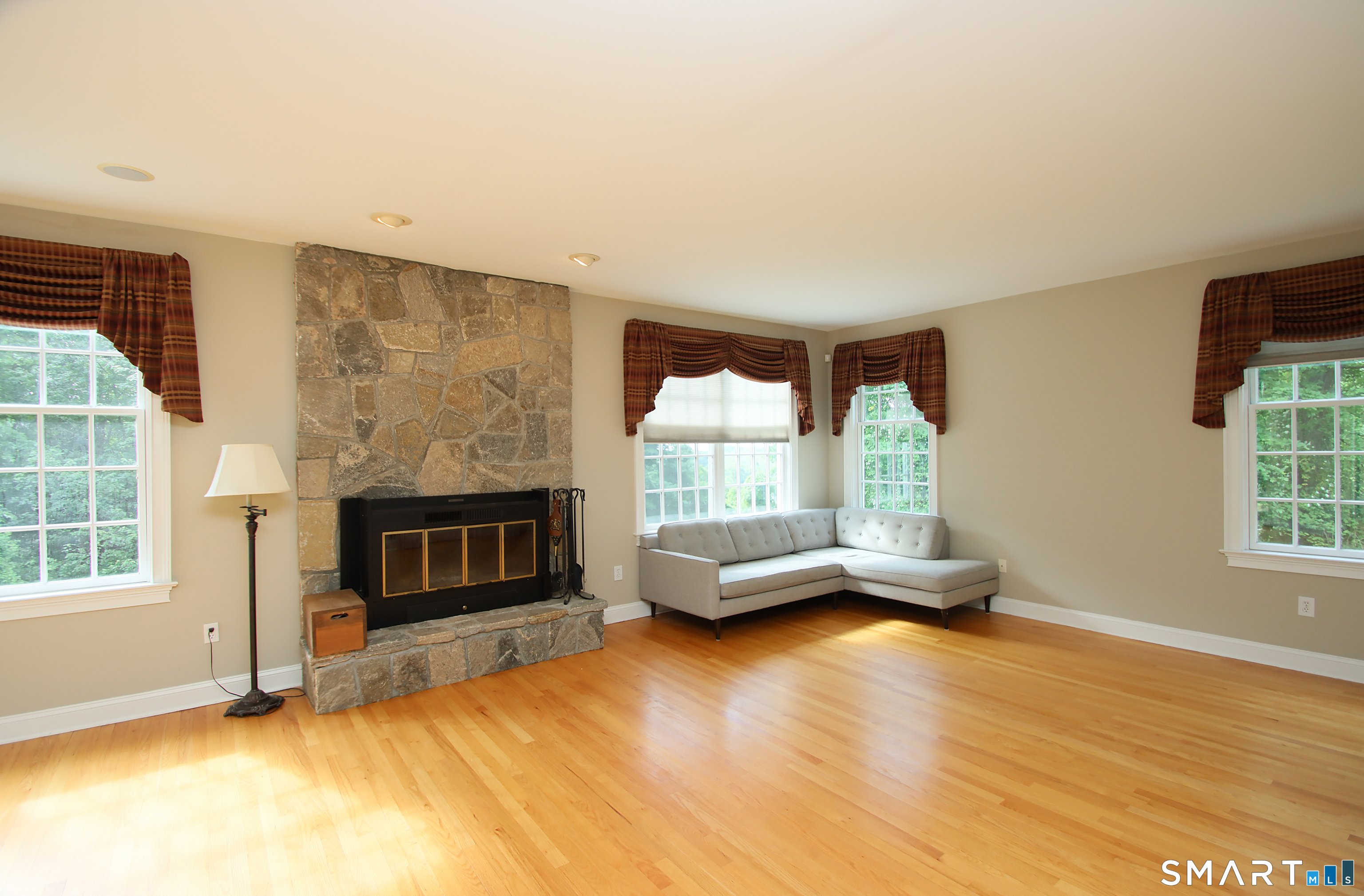 11 Long Meadow Lane
