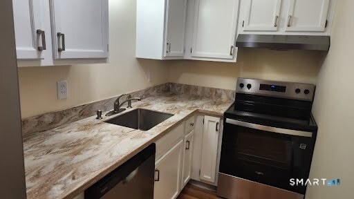 115 Short Beach Road 304