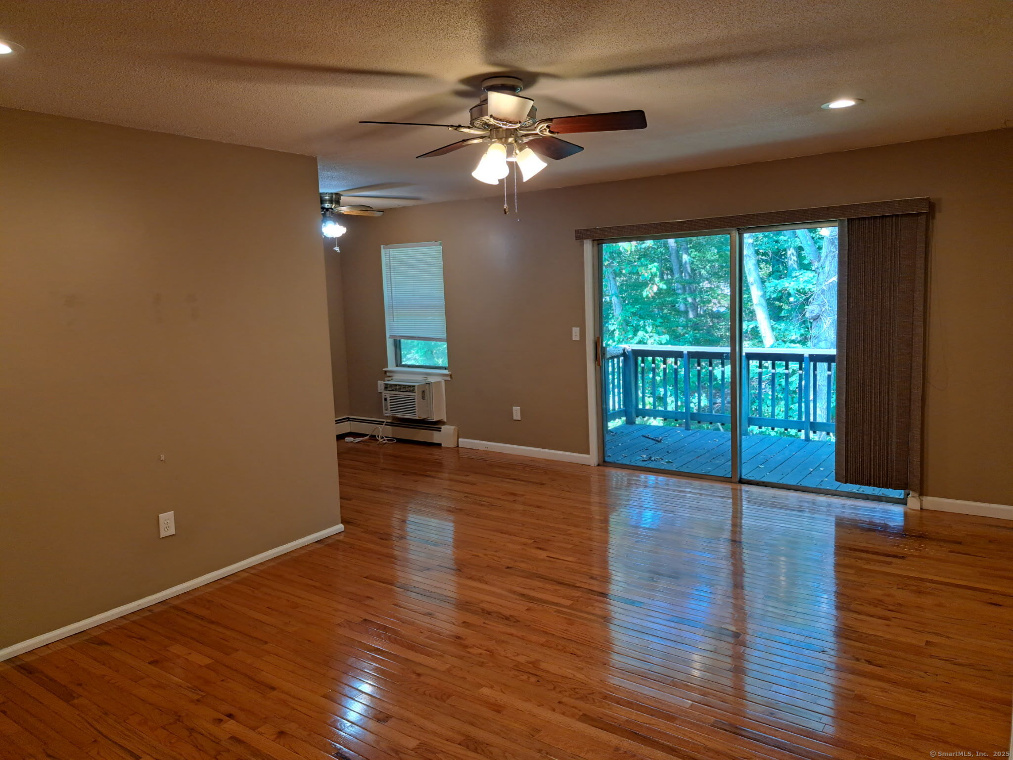 85 Balance Rock Road 14