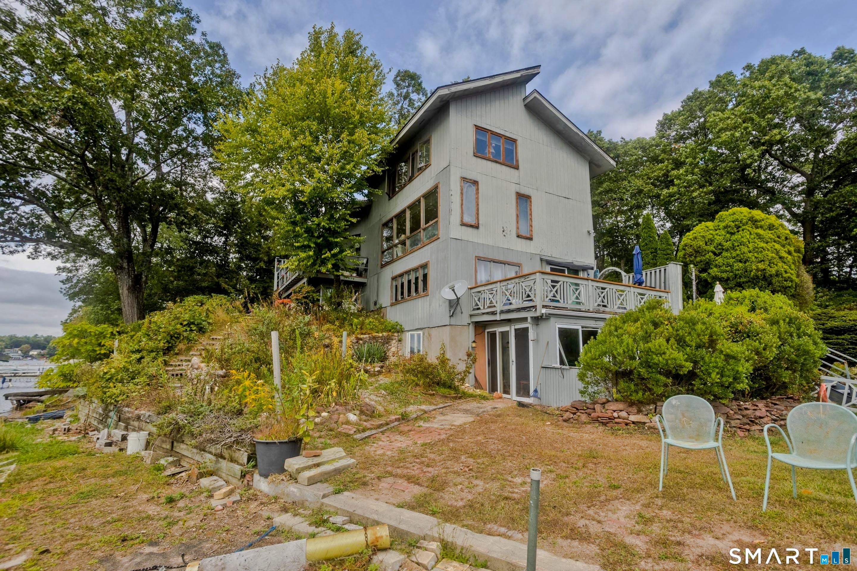371 Lakeview Drive