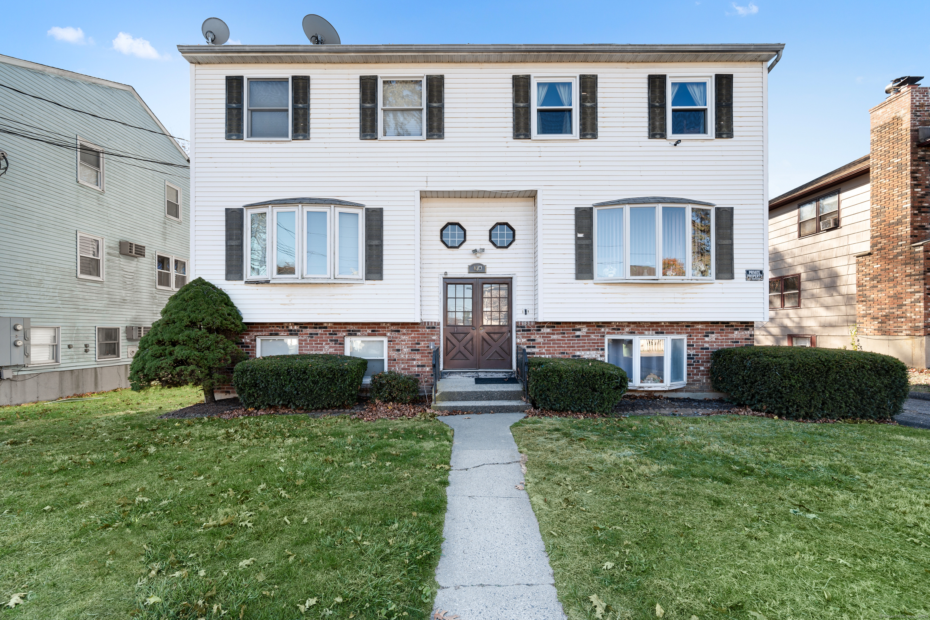 Belmont Circle A3, Danbury, Connecticut - 2 Bedrooms  
1 Bathrooms  
6 Rooms - 