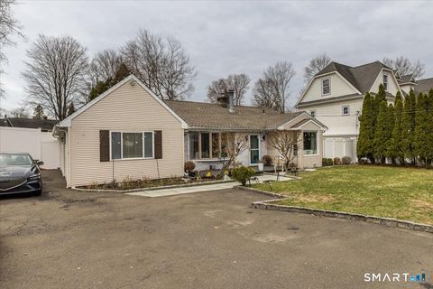 Photo of 56 Linden Street, Norwalk, CT 06851 (MLS # 24162020)