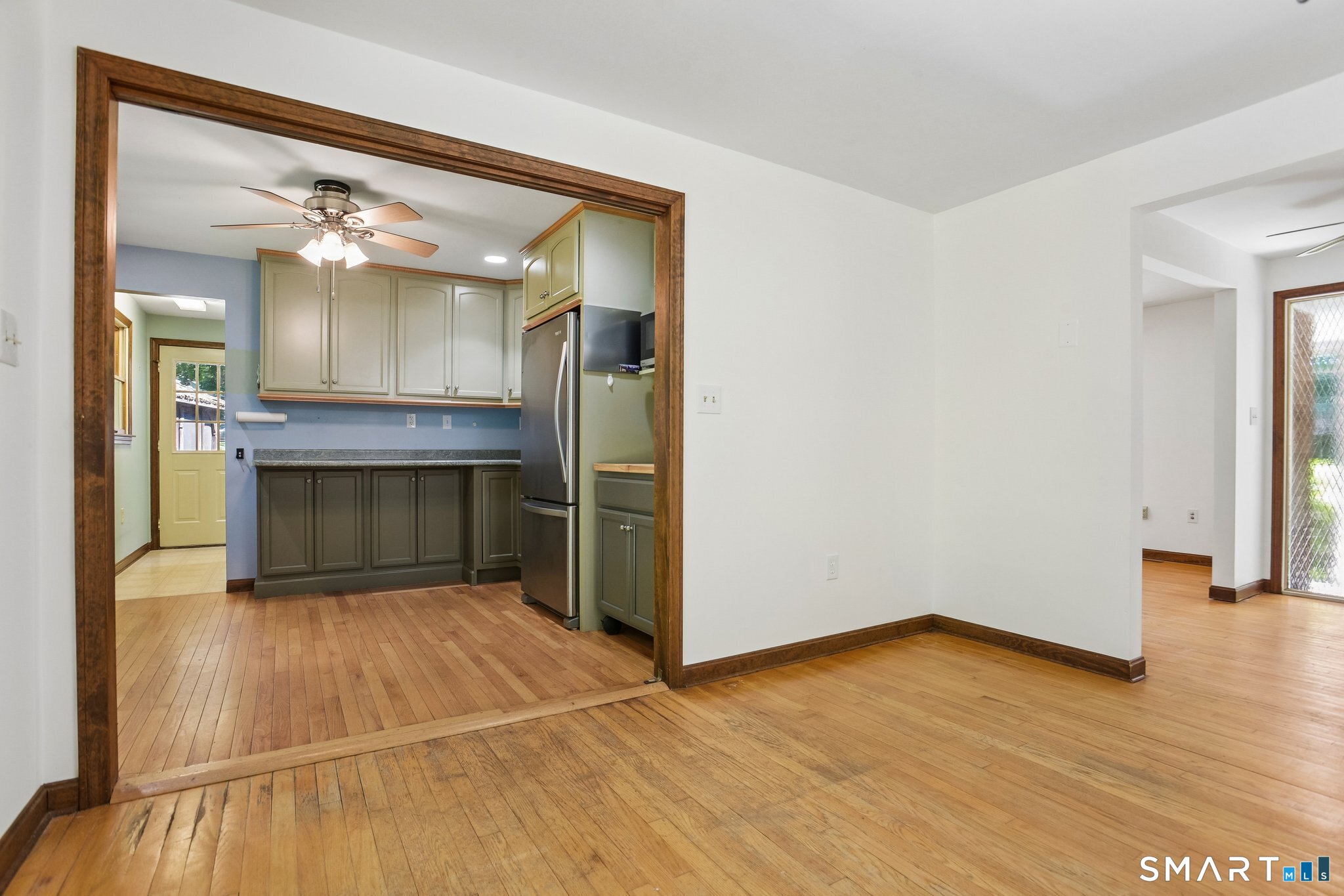 10 Chris Drive