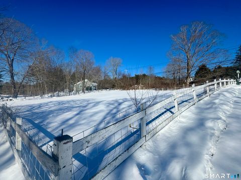 Tiny photo for 279 Putnam Pike, Killingly, CT 06241 (MLS # 24153616)