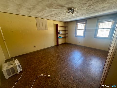 Tiny photo for 279 Putnam Pike, Killingly, CT 06241 (MLS # 24153616)