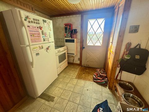 Tiny photo for 279 Putnam Pike, Killingly, CT 06241 (MLS # 24153616)