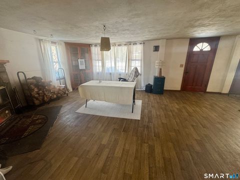 Tiny photo for 279 Putnam Pike, Killingly, CT 06241 (MLS # 24153616)