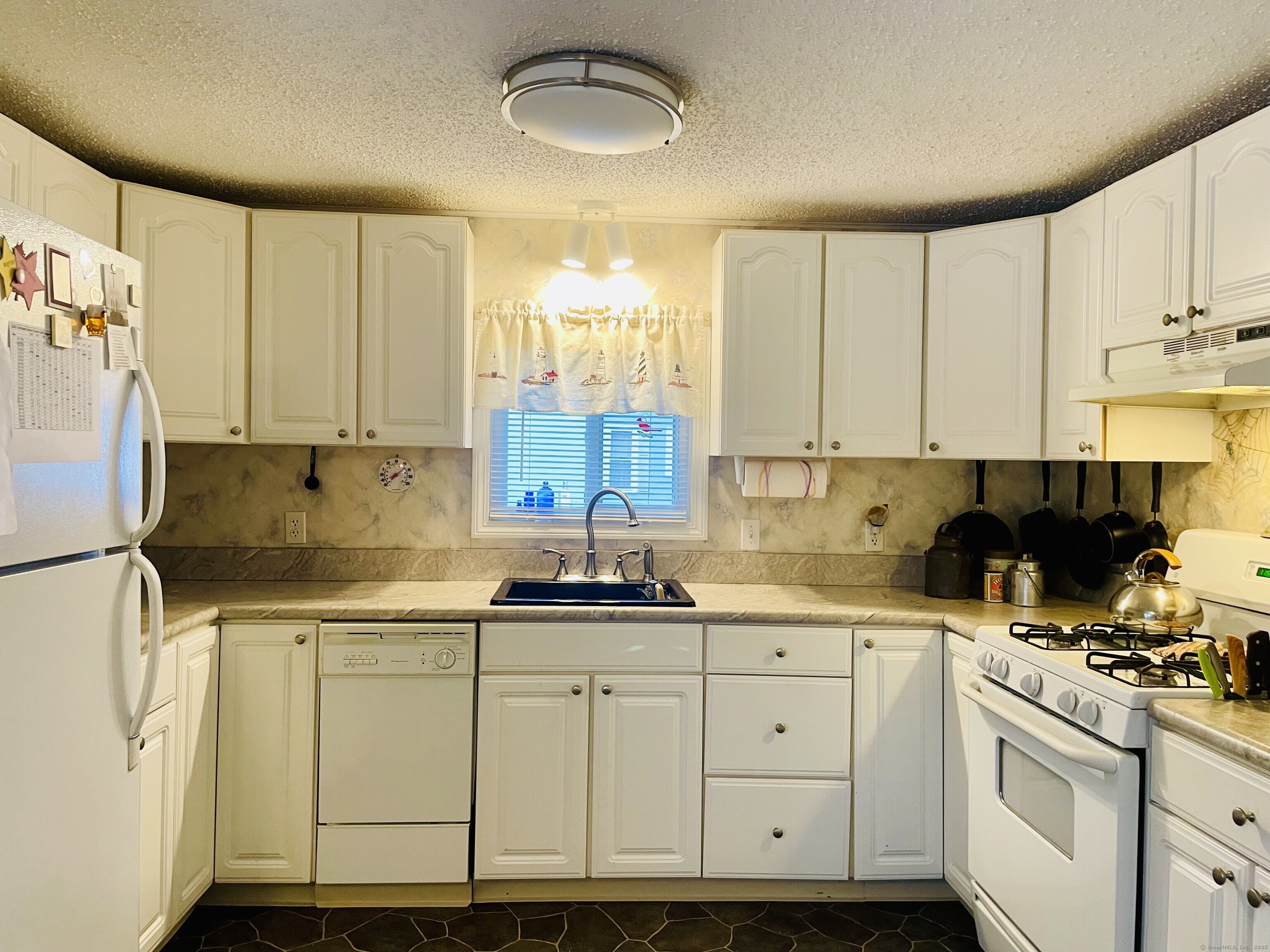 91 Shawnee Road, East Hartford, Connecticut image 8