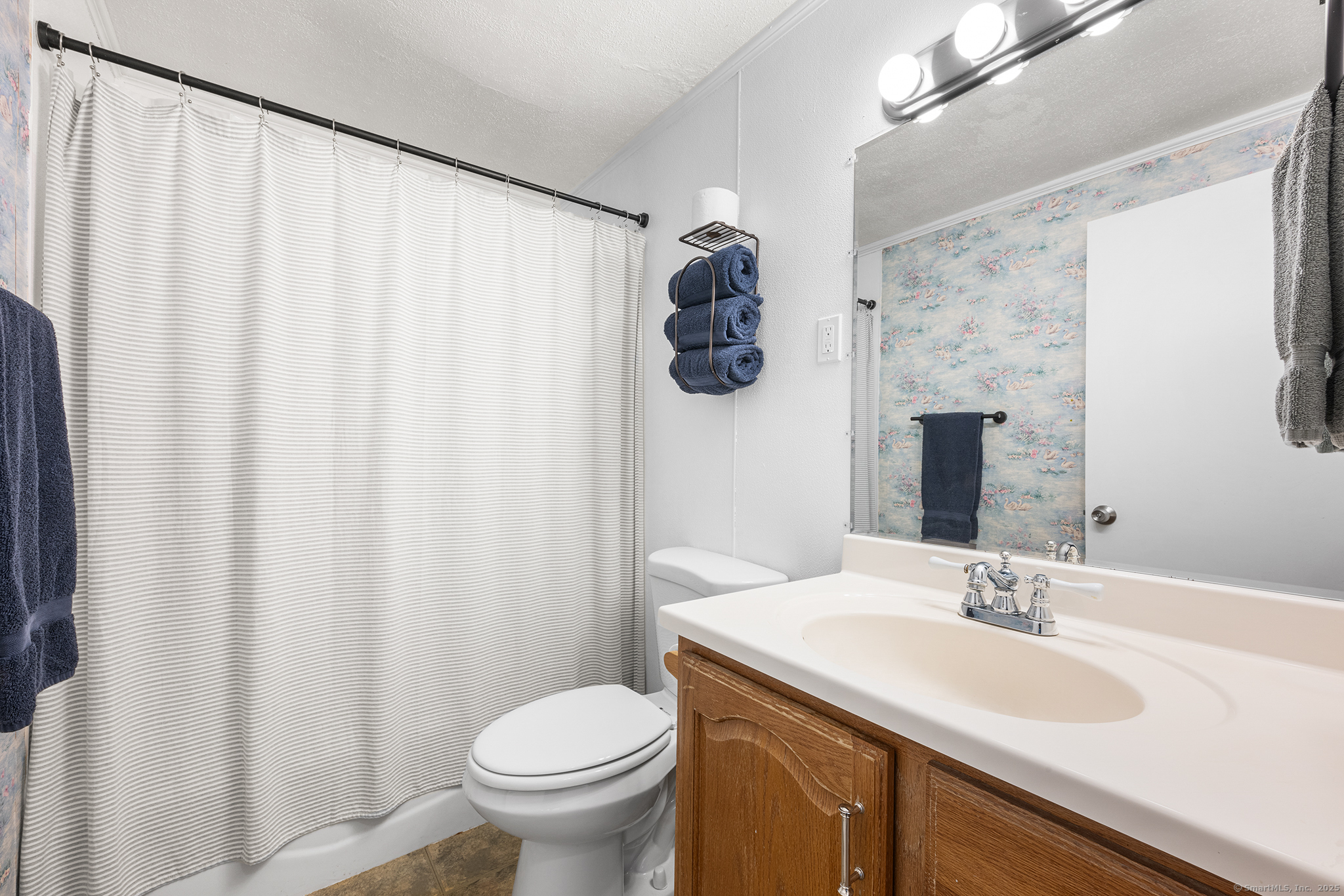 349 Harland Road, Norwich, Connecticut image 15