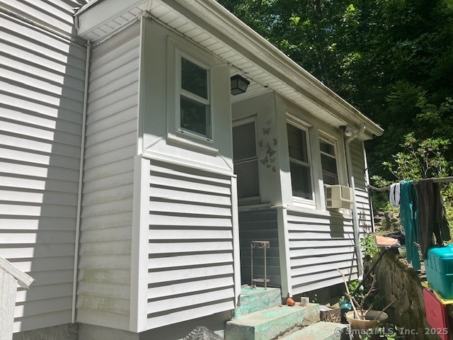 10 Old Waterbury Road 3