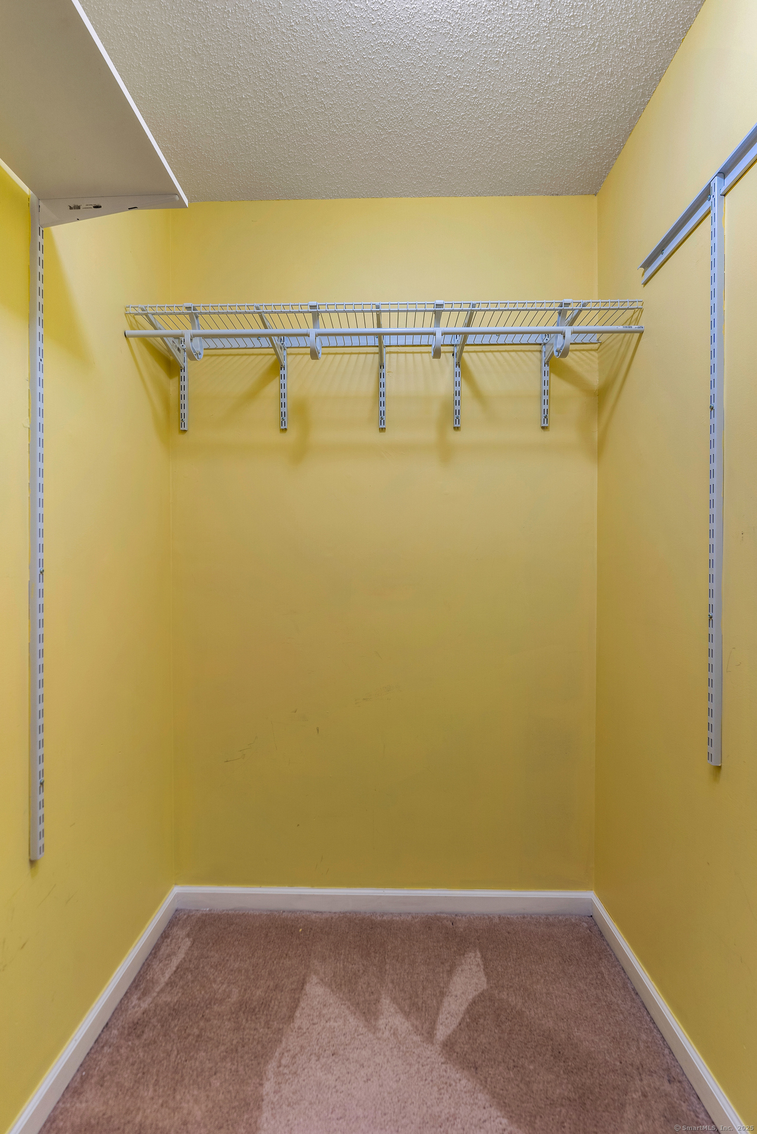 Middletown, Connecticut 06457, United States, 3 Bedrooms Bedrooms, ,3 BathroomsBathrooms,Residential,Active,148366