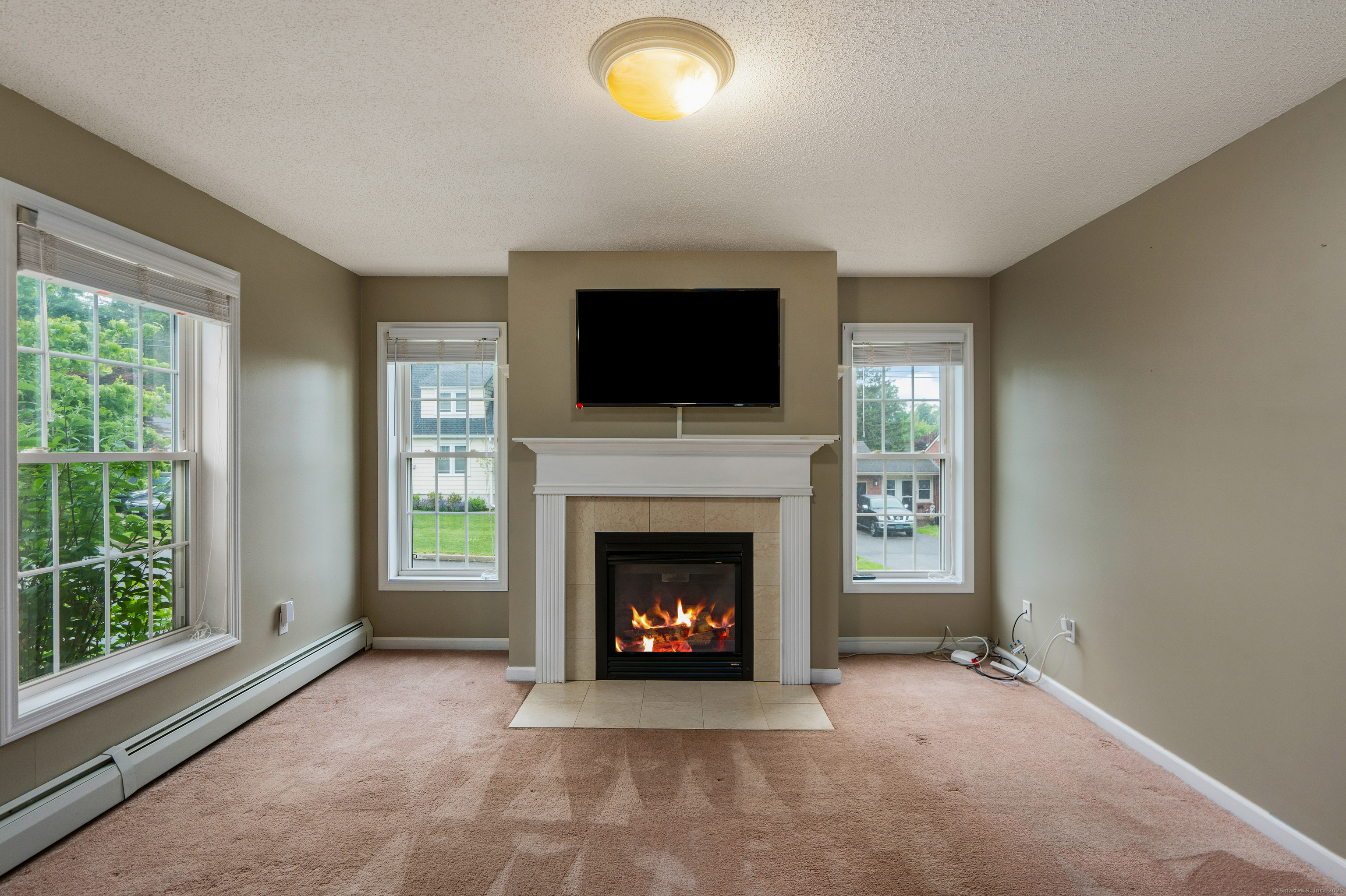 Middletown, Connecticut 06457, United States, 3 Bedrooms Bedrooms, ,3 BathroomsBathrooms,Residential,Active,148366