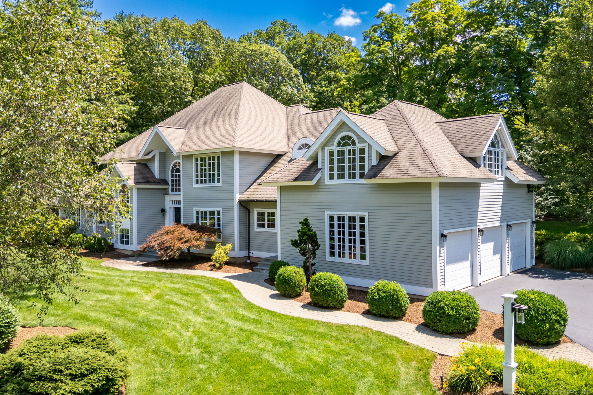 35 Foothills Drive