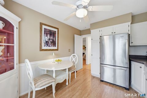 Tiny photo for 23 Maple Lane #23, Avon, CT 06001 (MLS # 24168402)