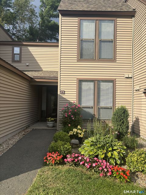 Tiny photo for 23 Maple Lane #23, Avon, CT 06001 (MLS # 24168402)