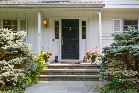 A home in New Canaan